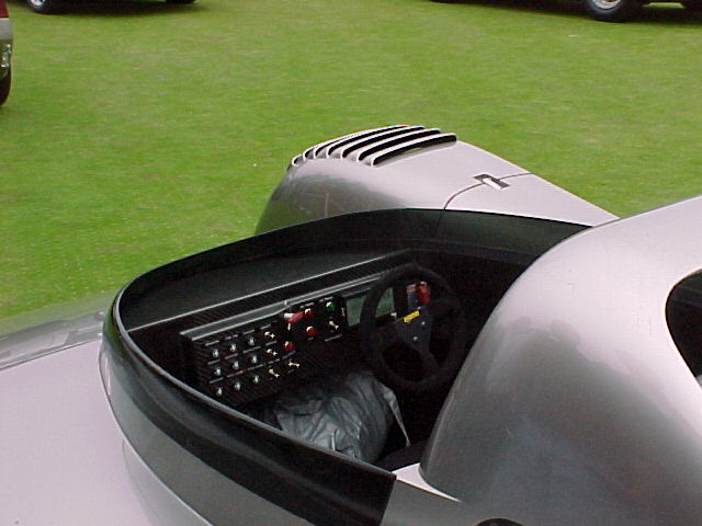 Cadillac_-_Le_Mans_2.jpg